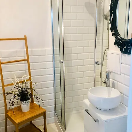 40 M2 Centrum- 1km Od Dworca Centralnego- Piekny Widok Na Warszawe- Nowo Grodzka דירה *